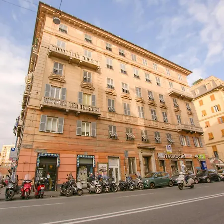 3 Bedroom Nice Apartment In Genova *