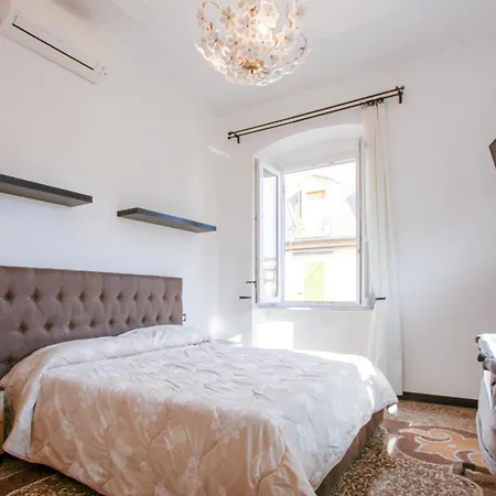Appartement 3 Bedroom Nice Apartment In Genova *