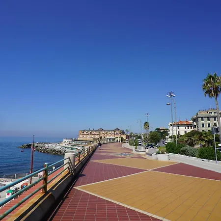 3 Bedroom Nice Apartment In Genova *