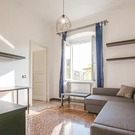 3 Bedroom In דירה